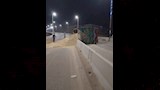 انقلاب سيارة محملة بالرمال