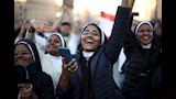 أول ظهور لبابا الفاتيكان الجديد أمام العالم (11)