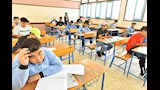محافظ أسيوط يتفقد لجان امتحانات الشهادة الإعدادية (9)