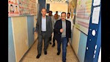 محافظ أسيوط يتفقد لجان امتحانات الشهادة الإعدادية (10)