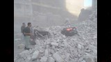 انهيار مفاجئ لمنزل متهالك بالمنيا على سيارتين (4)