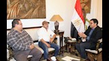 وزير الثقافة يلتقي محمد هنيدي لتقديم مسرحيات بالمحافظات (2)