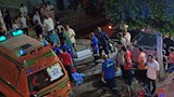 لحظة إخلاء أطفال مركز الولادة والحضّانات المحترق بالمنيا (2)