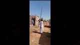 اهالى الطوناب يطاردون تجار المخدرات