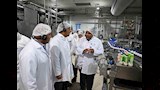 رئيس الوزراء يتفقد مصنع شركة بيتي لمنتجات الألبان بالنوبارية (2)