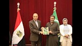 محافظ المنيا يُسلم 328 عقد تقنين لأراضي أملاك الدولة (6)