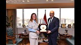وزير العمل يستقبل المدير التنفيذي للأكاديمية الوطنية للتدريب (3)