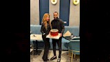 حسام عاشور وزوجته (1)