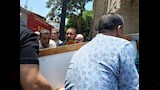 لحظة تشييع جثمان والد الفنان تامر عبد المنعم (4)