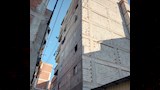 عقار مائل في الإسكندرية 