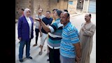 الحي يتابع عقار مائل في الإسكندرية 