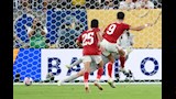 وسام أبو علي يسجل ركلة جزاء