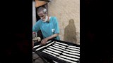 حكاية خباز بالإسماعيلية يُحيي ذكرى والده 