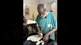 حكاية خباز بالإسماعيلية يُحيي ذكرى والده 
