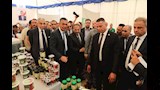 وزير التموين ومحافظ الشرقية يفتتحان سوق اليوم الواحد (2)