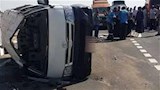 حادث انقلاب سيارة ميكروباص