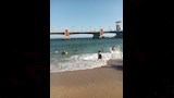 توافد العائلات على شواطئ الإسكندرية (8)