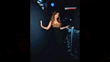 نانسي عجرم في حفلها في لندن 
