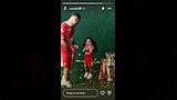 كيان ابنة محمد صلاح مع كأس الدوري الإنجليزي