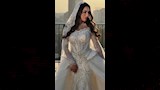 المنتجة الإماراتية رشا الظنحاني بفستان الزفاف (2)