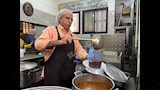 مسيحيون ببورسعيد يطهون فتة اللحمة 
