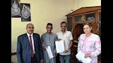تسليم عقود عمل في الأردن لعدد من الشباب بأسوان
