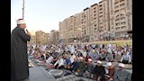 عيد الأضحى في أسيوط.. صلاة جماعية وتهاني وصور تذكارية مع المحافظ (3)