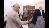محافظ القليوبية يزور دار المسنين ويهدي النزلاء الورود والهدايا (6)