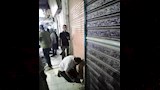 غلق وتشميع محلات ومقاهي مخالفة في أسوان