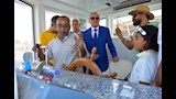  محافظ الأقصر يطلق معديتين جديدتين  (12)