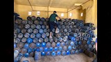 محافظ الدقهلية يكتشف تلاعبًا بأوزان أسطوانات البوتاجاز