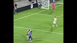 لقطة انفجار الكرة في مباراة الهلال والسيتي (9) (1)