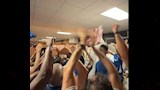 احتفال رئيس نادي الهلال مع اللاعبين (2) (1)