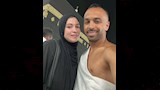 أفشة مع زوجته في العمرة