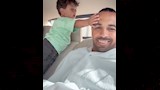 قفشة مع نجله