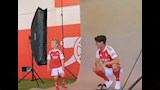 بكاء لاعب أرسنال أثناء تقديمه 