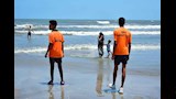 أعداد المنقذين كافية