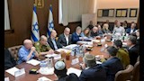نتنياهو يصطدم بالجيش بسبب "المدينة الإنسانية" في غزة.. ما هو سبب الخلاف؟