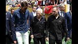 توم برادي لاعب كرة قدم أمريكية سابق (1)