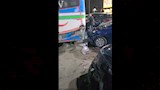 مشهد مروع في حدائق القبة| أتوبيس نقل يهشم عدة سيارات أمام معرض بالقاهرة