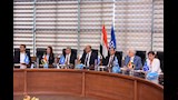 وزير العمل يُسلم شهادات تدريب على ''المساح العام'' لخريجي جغرافيا