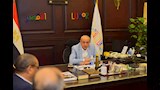 محافظ الأقصر يستقبل وفد هيئة الرقابة النووية والإشعاعية (1)