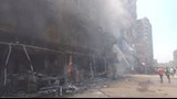 مصرع عامل في حريق بـ3 مطاعم بالخصوص (1)