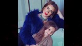 أسما شريف منير وابنتها