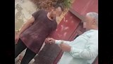 ظهرا بفيديو يبيع المخدرات