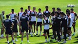 ثلاثي الزمالك يشارك في المران لأول مرة