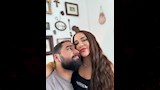 أسما شريف منير وزوجها في صورة رومانسية