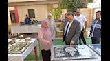 محافظ أسيوط يتفقد فعاليات مبادرة بإيدينا نصنع بمكتبة مصر العامة (2)