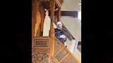 وزير الأوقاف يؤدي صلاة الجمعة بمسجد الإمام الحسين بحضور محافظ القاهرة  (1)