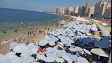زحام على شواطئ الإسكندرية (3)